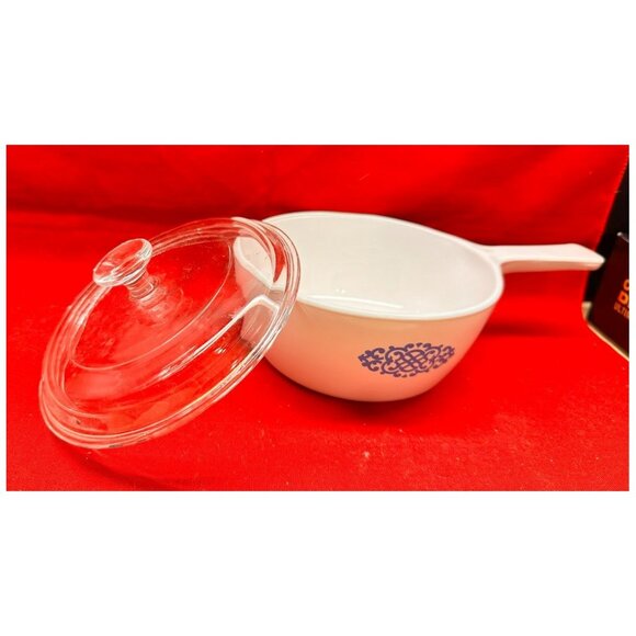 Corning Ware Blue Medallion Round 1½ Pint 6" Covered Baking Dish w/Handle P-82-B - Picture 4 of 6